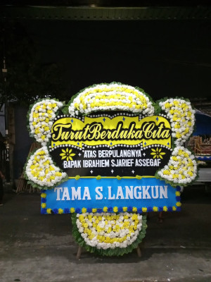 Papan Bunga Duka di Cimuncang